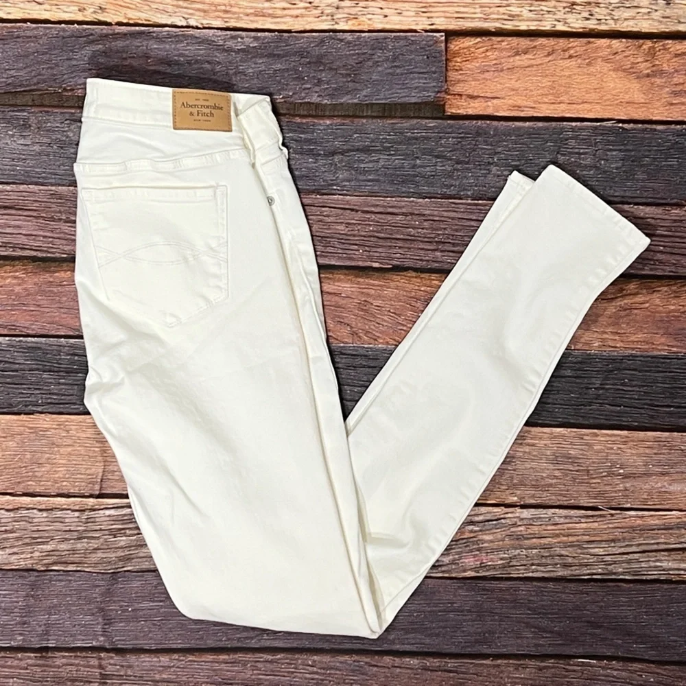 Abercrombie & Fitch Women's Super Skinny White Denim Jeans Pants